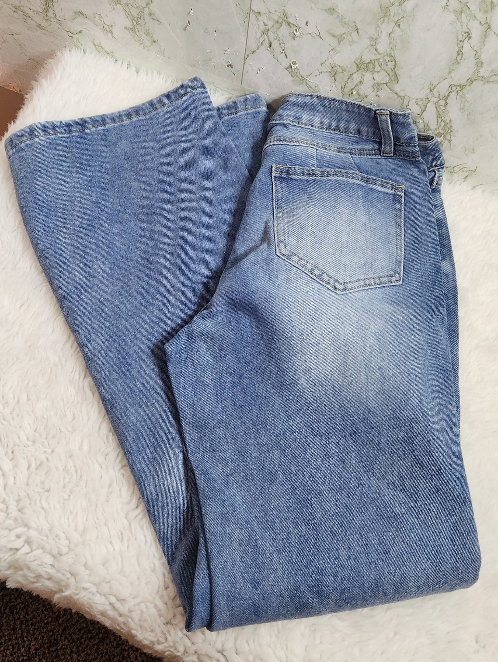 EMMIOL Flare Leg Jeans